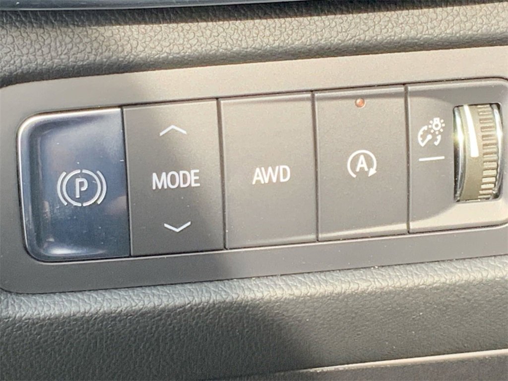 New 2025 GMC Acadia Elevation w/ Elevation Premium Package image 18