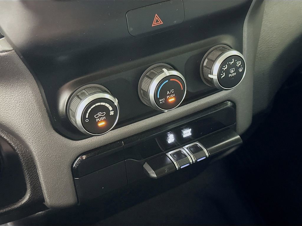 Used 2019 RAM 1500 Big Horn image 24