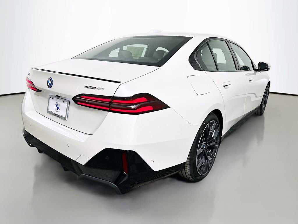 New 2026 BMW i5 eDrive40 w/ M Sport Package image 5