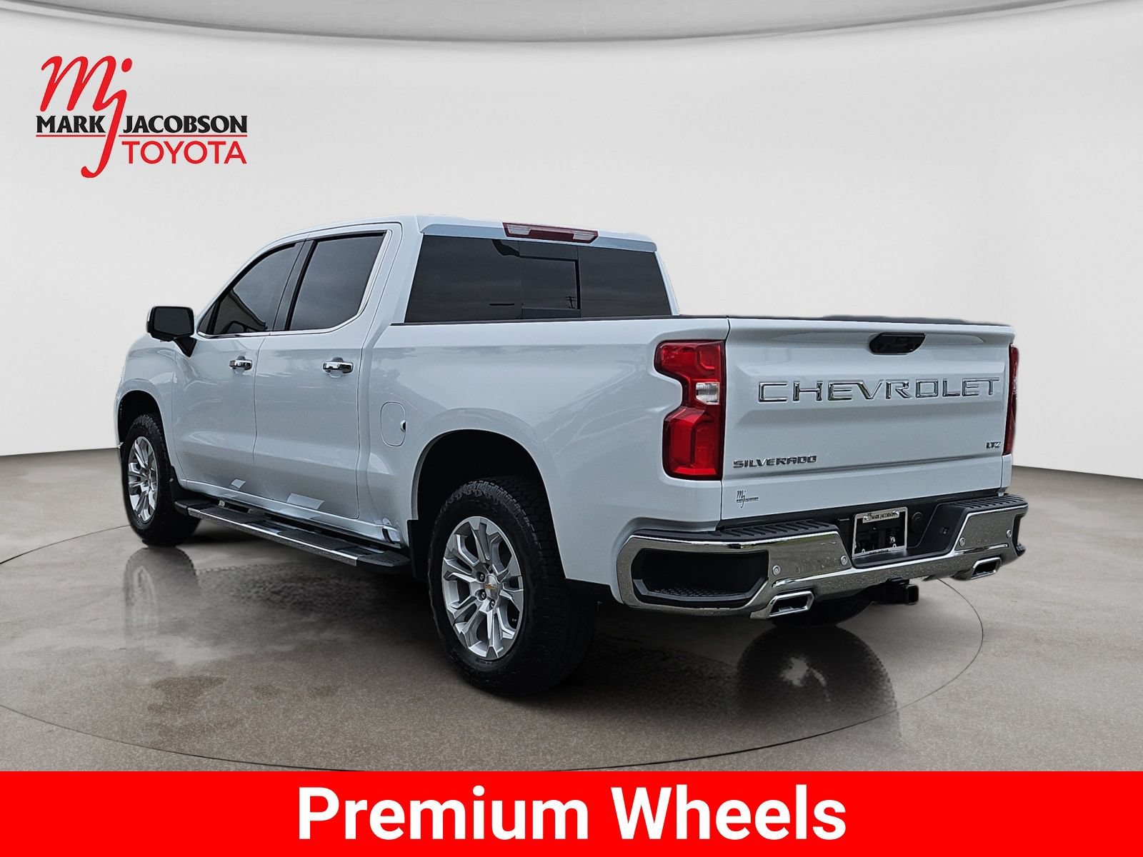 Used 2026 Chevrolet Silverado 1500 LTZ w/ Z71 Off-Road Package AWD/4WD image 15