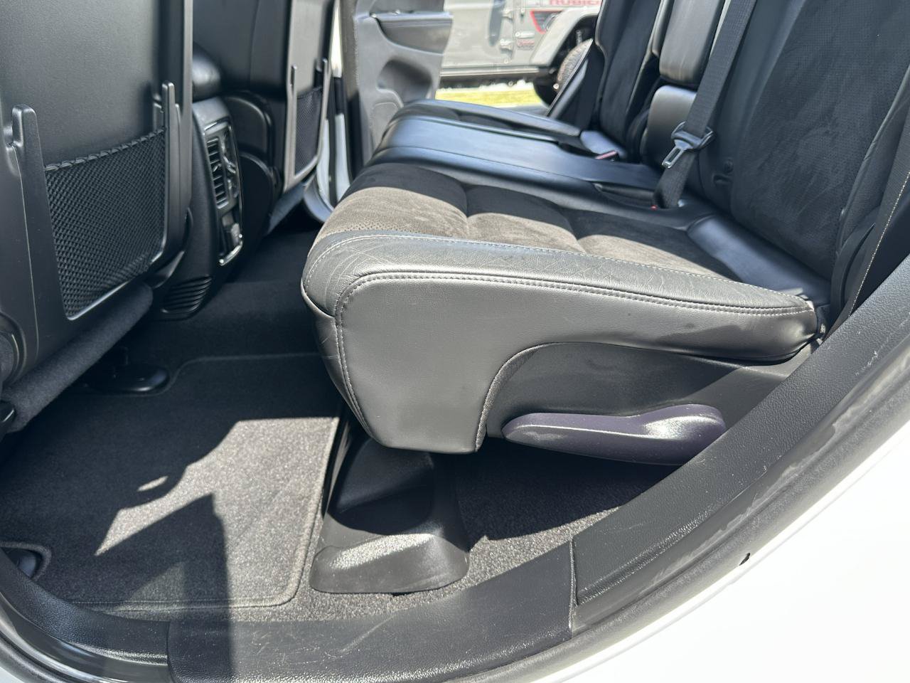 Used 2021 Jeep Grand Cherokee Laredo X AWD/4WD image 31
