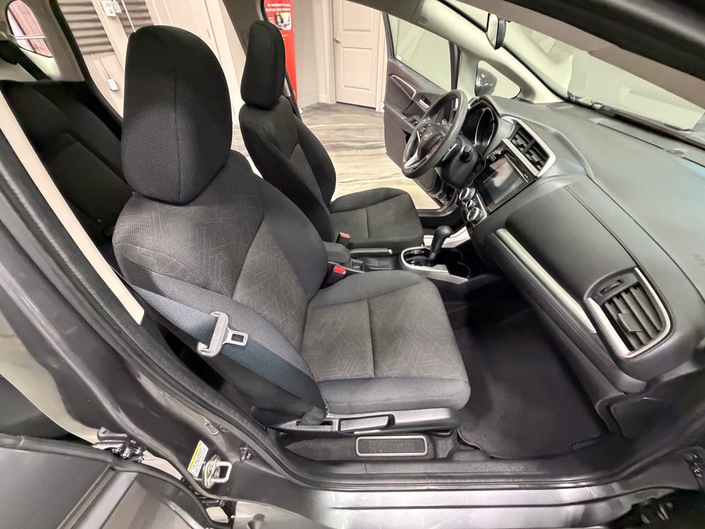 Used 2015 Honda Fit EX image 39