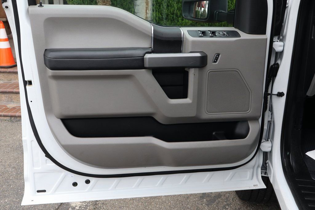 Used 2019 Ford F350 XLT image 14