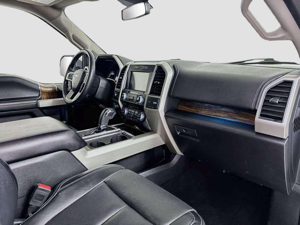 Used 2018 Ford F150 Lariat w/ Equipment Group 502A Luxury AWD/4WD image 29