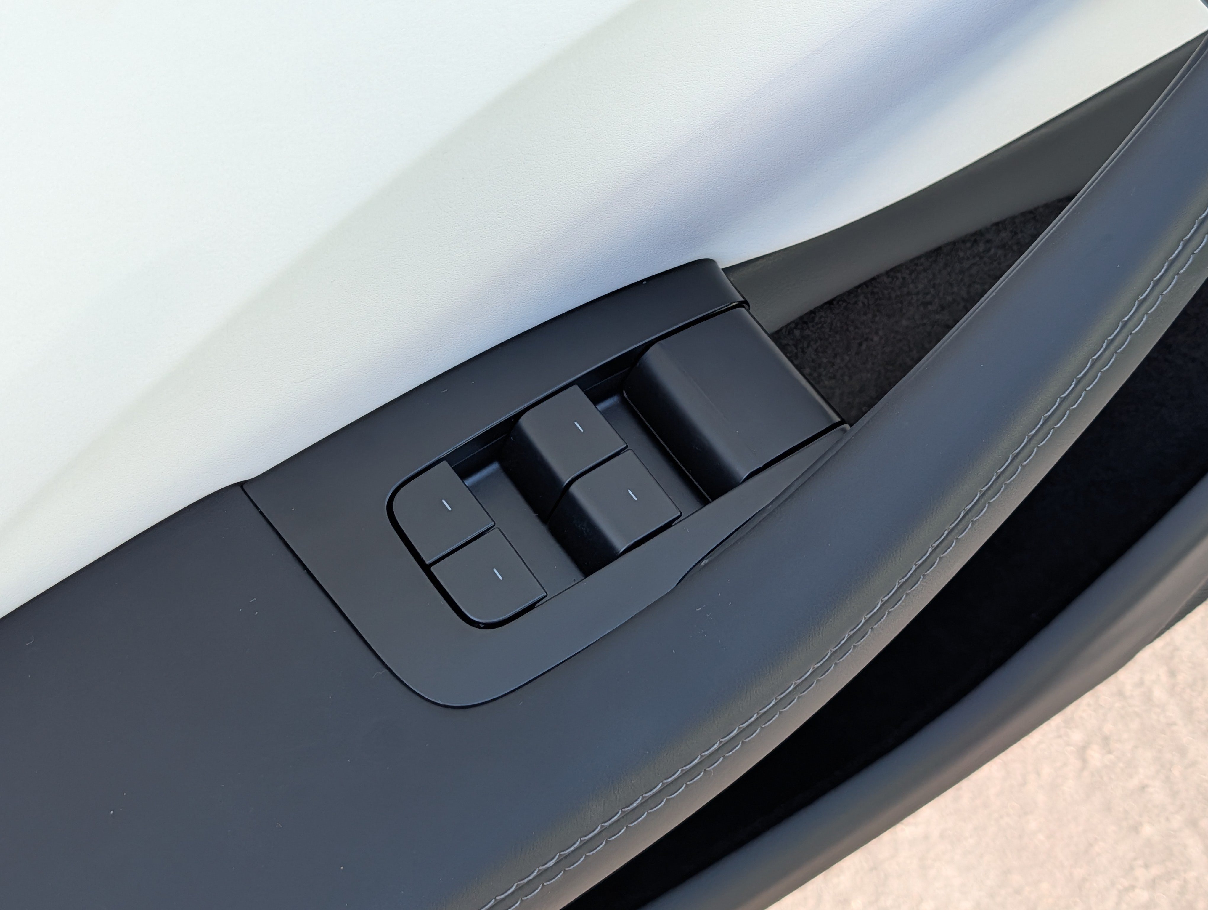 Used 2024 Tesla Model 3 Performance AWD/4WD image 19