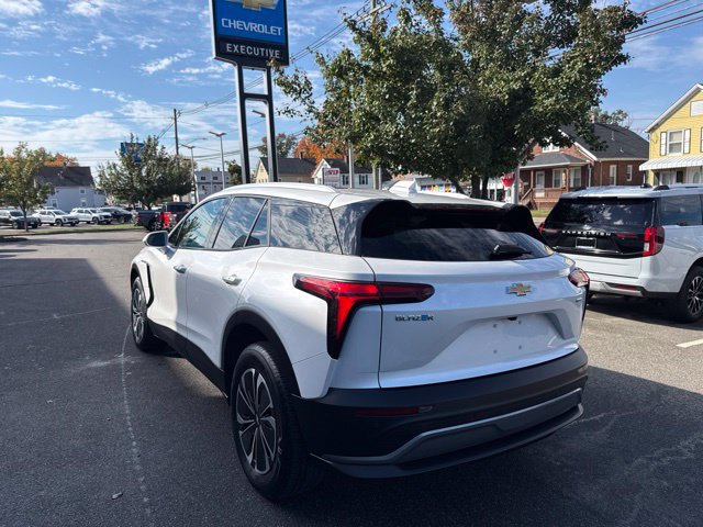 Used 2024 Chevrolet Blazer EV LT AWD/4WD image 8
