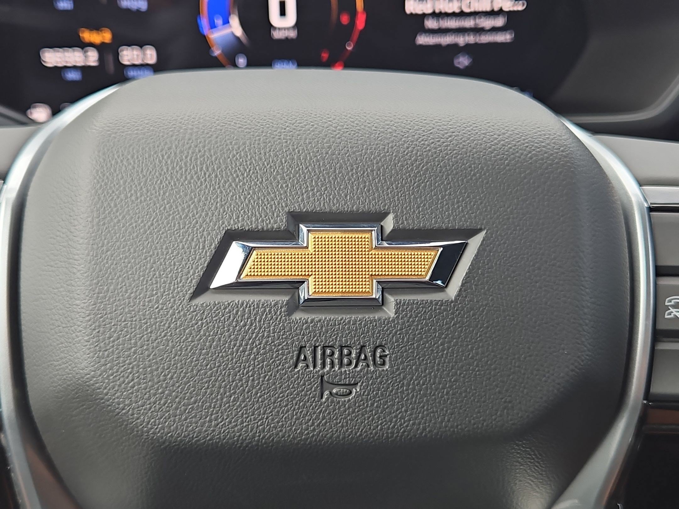 Used 2025 Chevrolet Colorado W/T w/ Advanced Trailering Package RWD image 26