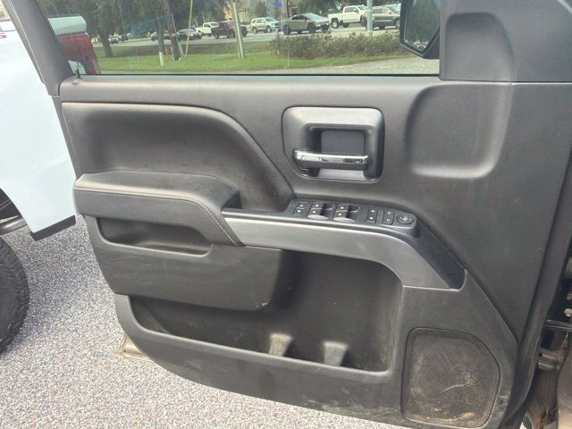 Used 2015 Chevrolet Silverado 1500 LT w/ LT Convenience Package RWD image 9