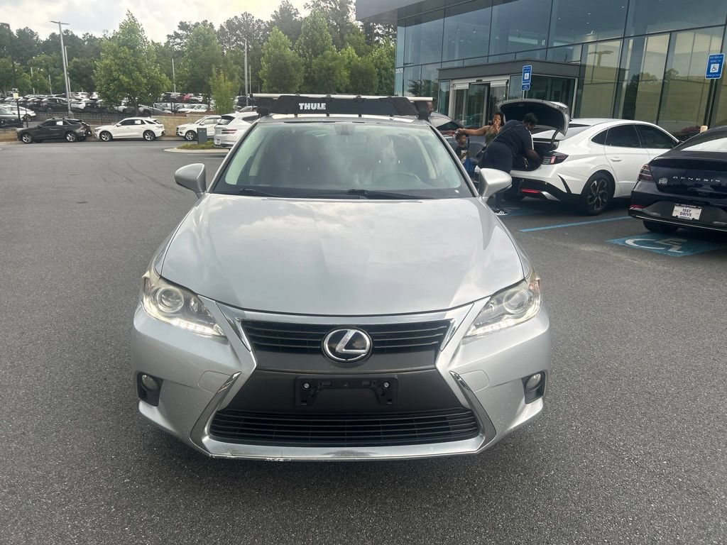 Used 2016 Lexus CT 200h FWD image 2
