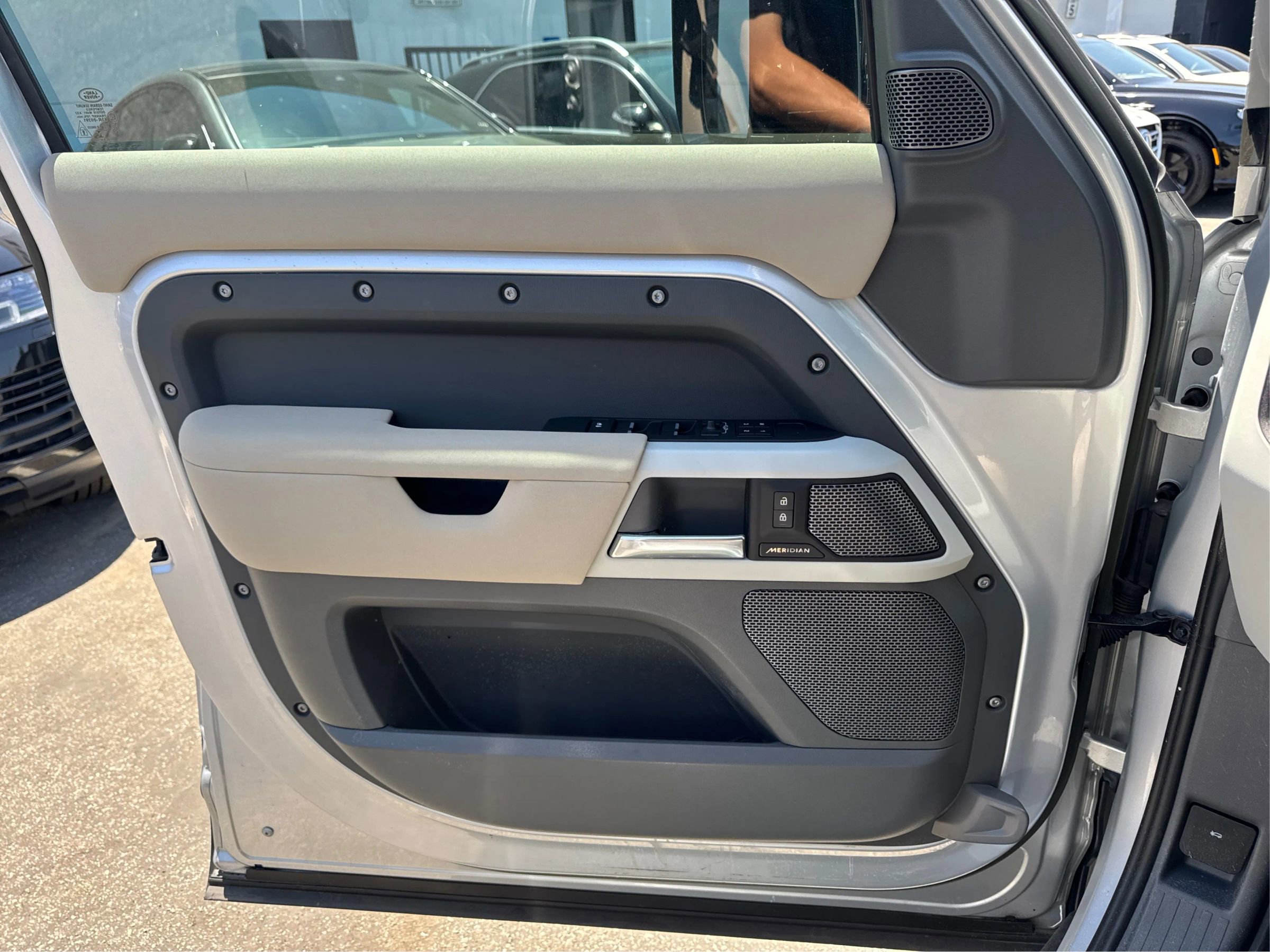 Used 2023 Land Rover Defender 110 S image 18