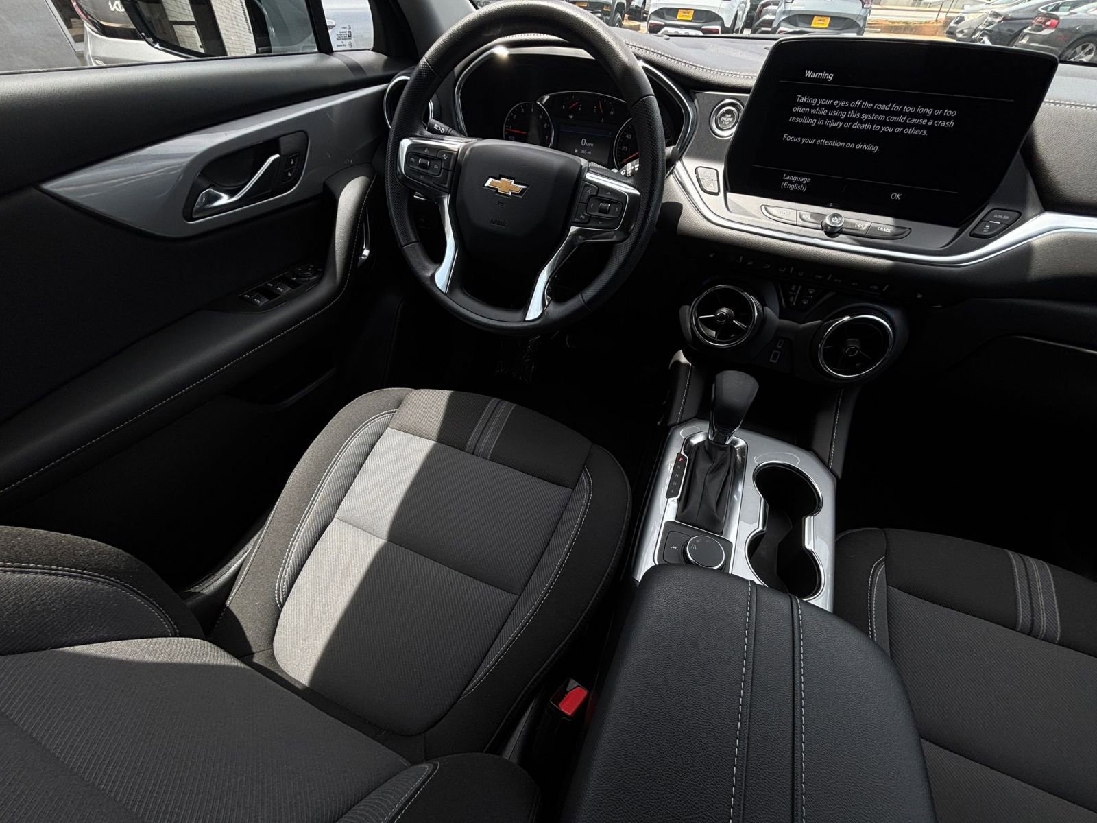 Used 2025 Chevrolet Blazer LT FWD image 36