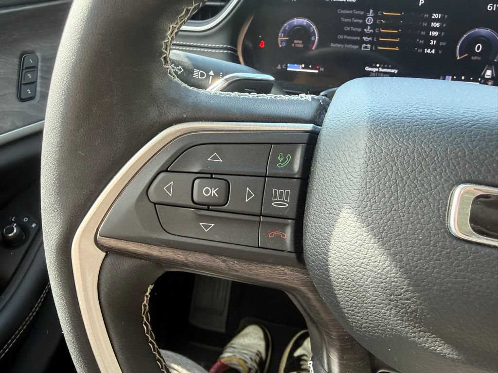 Certified 2023 Jeep Grand Cherokee L Limited AWD/4WD image 17