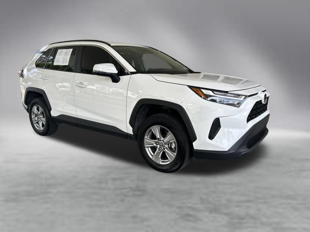 Used 2025 Toyota RAV4 XLE FWD image 2