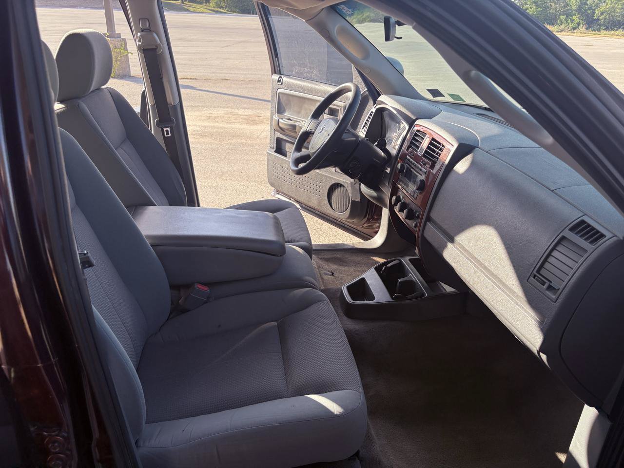 Used 2005 Dodge Dakota SLT w/ Trailer Tow Group RWD image 33