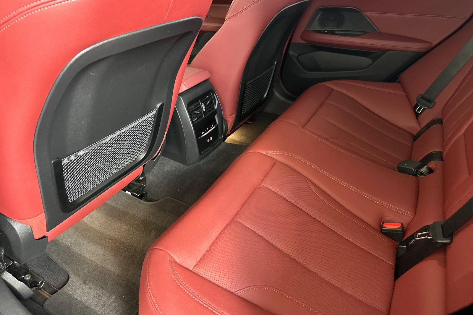Used 2023 BMW i4 eDrive40 w/ M Sport Package RWD image 11