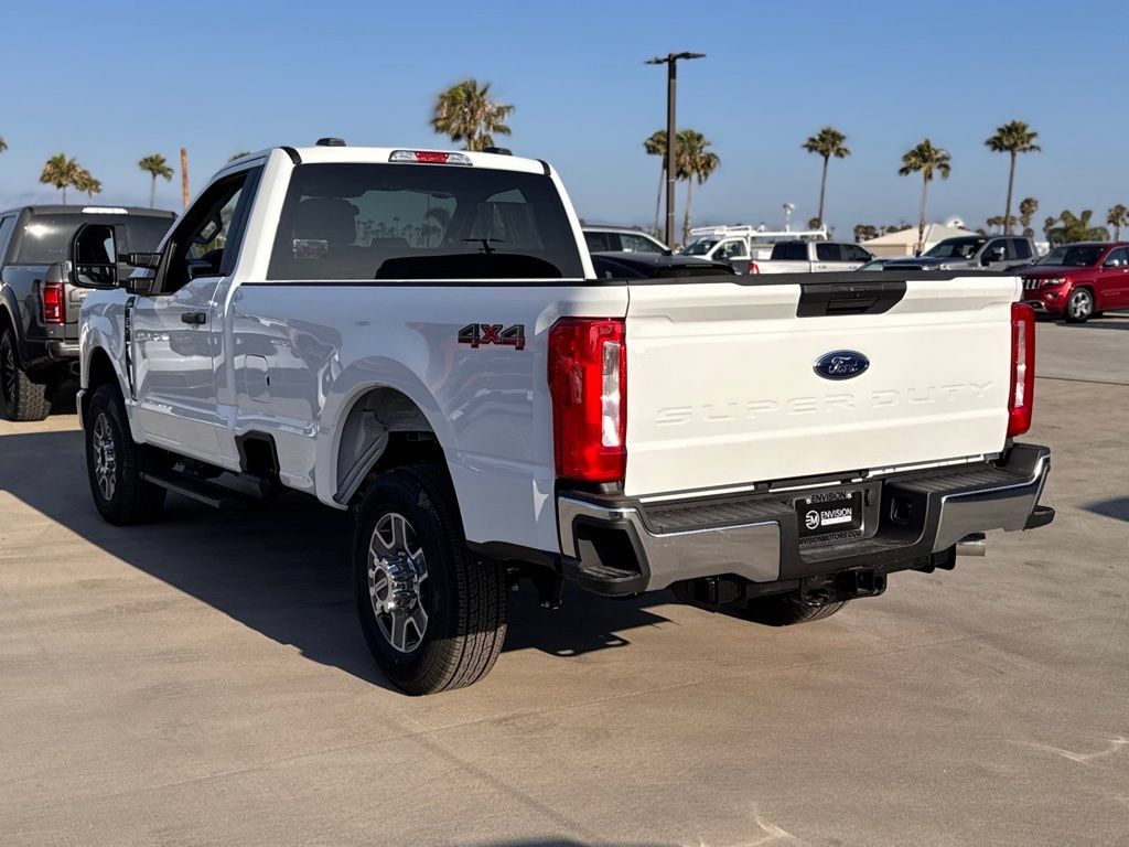 Used 2025 Ford F350 XLT AWD/4WD image 10