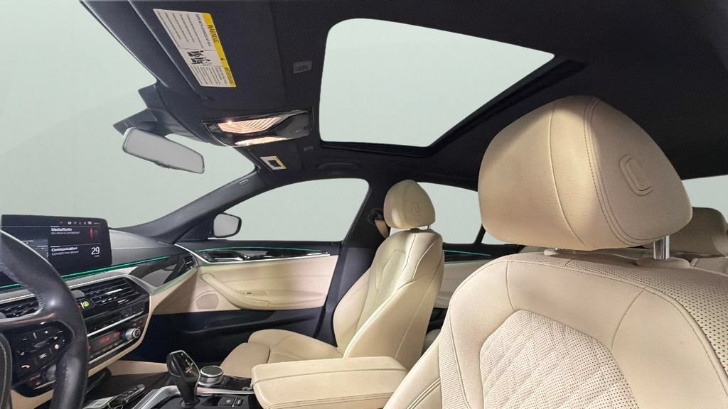 Used 2021 BMW 530i w/ Convenience Package RWD image 22