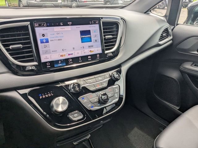 New 2026 Chrysler Voyager LX image 25