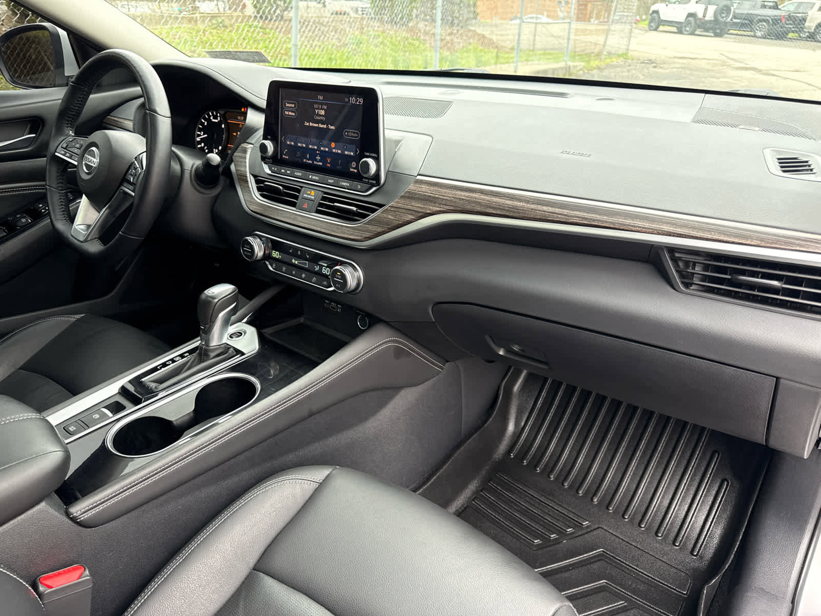 Used 2020 Nissan Altima 2.5 Platinum image 29