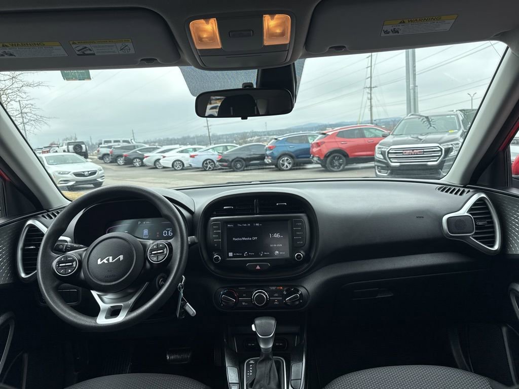 Used 2024 Kia Soul LX w/ Option Group 015 image 24