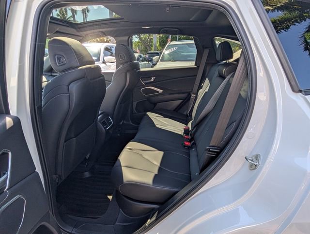 Certified 2025 Acura RDX SH-AWD image 8