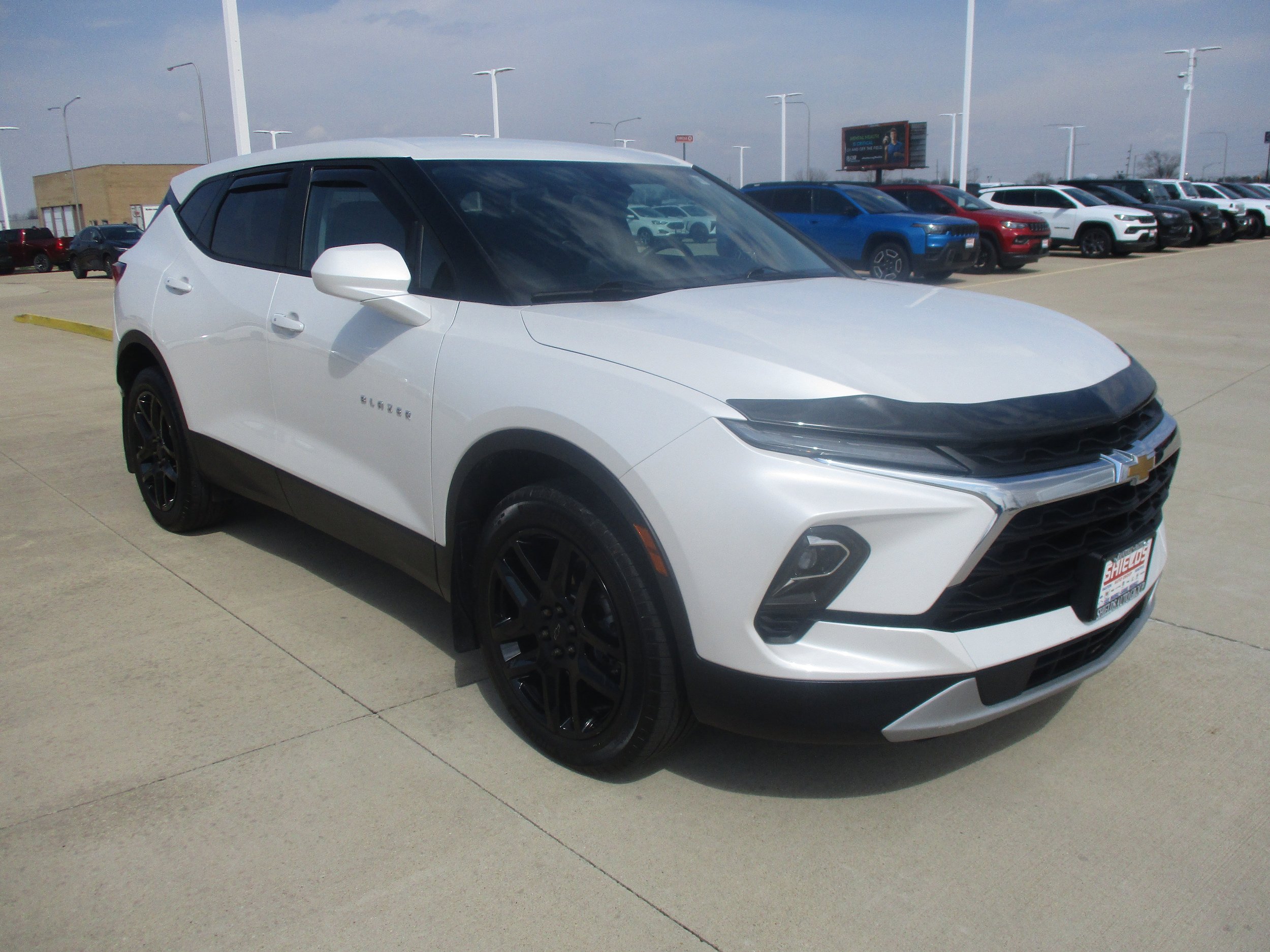 Used 2023 Chevrolet Blazer LT w/ LPO, Floor Liner Package AWD/4WD image 9