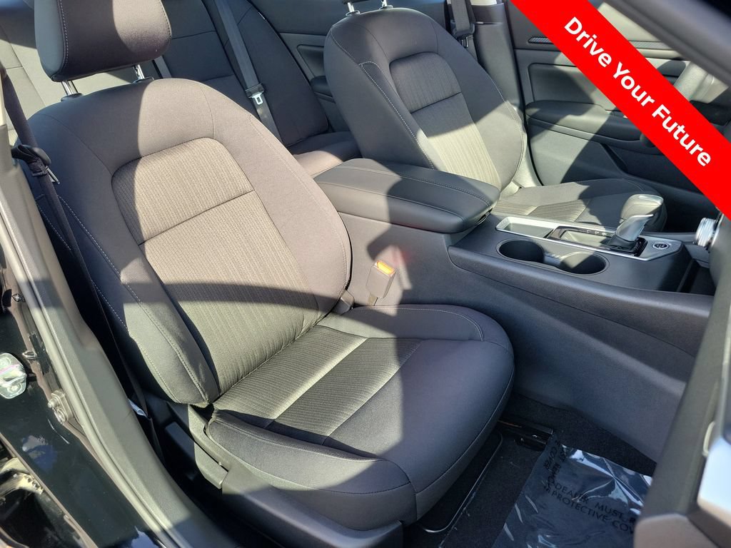 Certified 2025 Nissan Altima 2.5 S FWD image 17