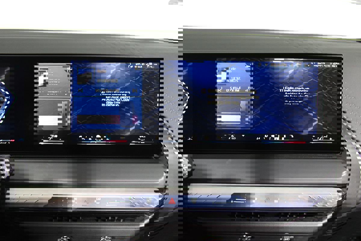 Used 2025 BMW X3 xDrive30i image 16