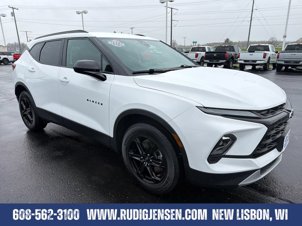 Used 2023 Chevrolet Blazer LT w/ Convenience Package AWD/4WD image 9