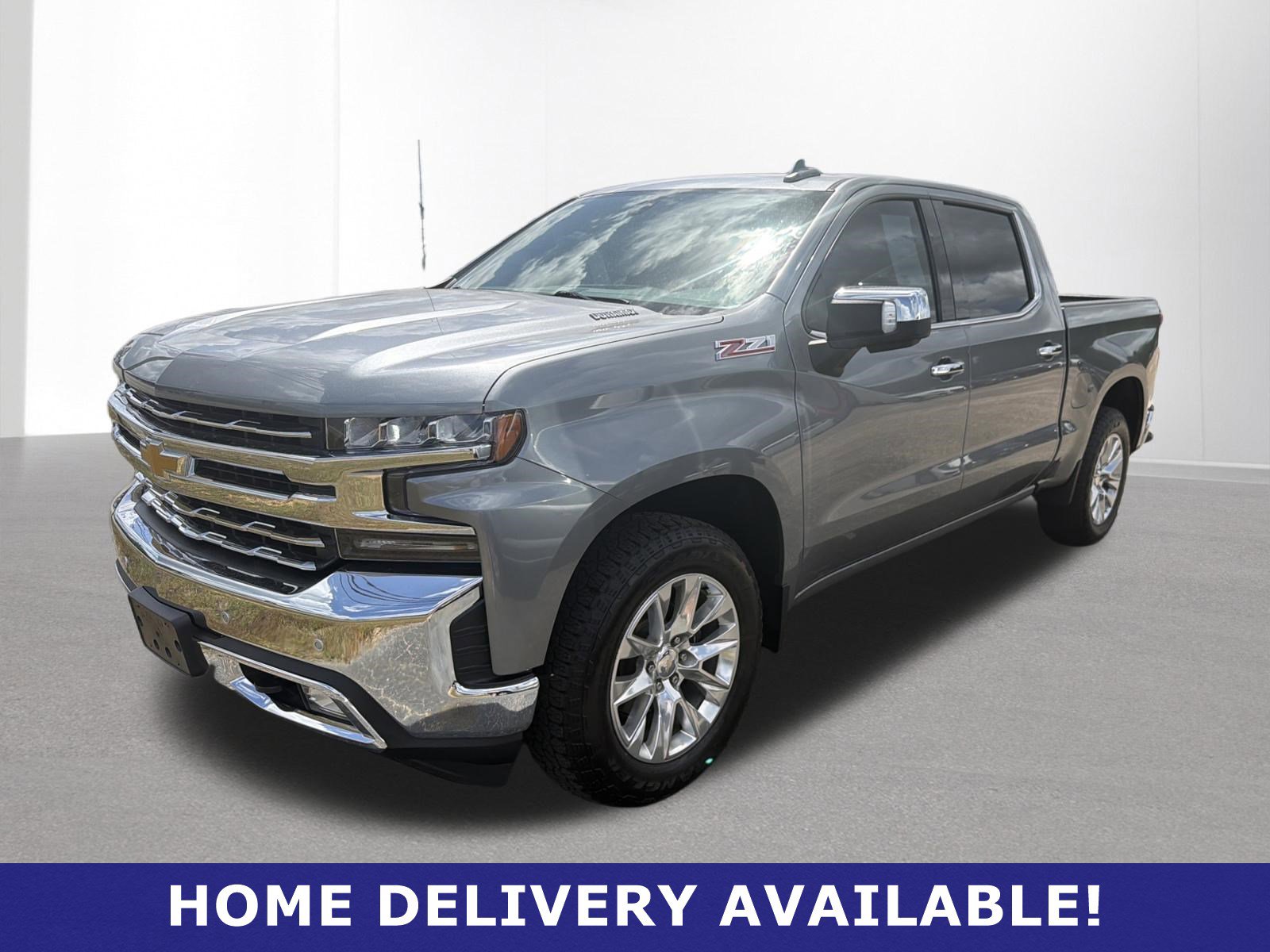Used 2022 Chevrolet Silverado 1500 LTZ AWD/4WD image 3