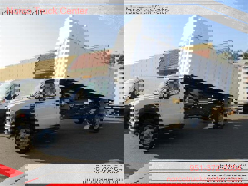 Used 2008 Ford F450 2WD Regular Cab Super Duty image 3