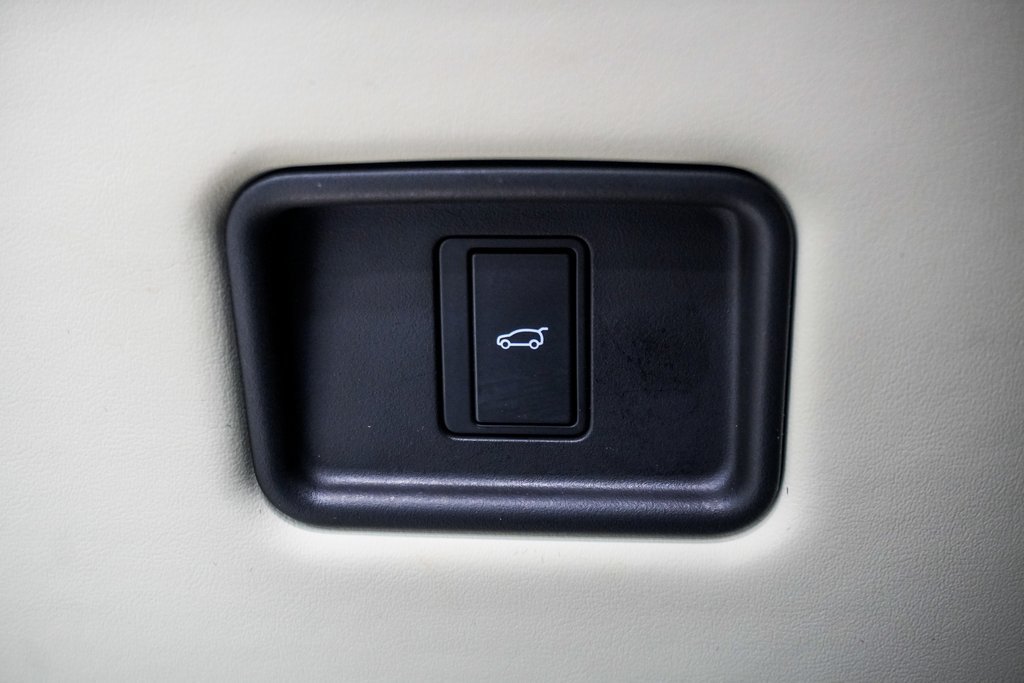 Used 2023 Land Rover Range Rover SE AWD/4WD image 24