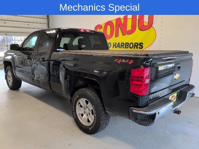 Used 2018 Chevrolet Silverado 1500 LT w/ All Star Edition AWD/4WD image 2