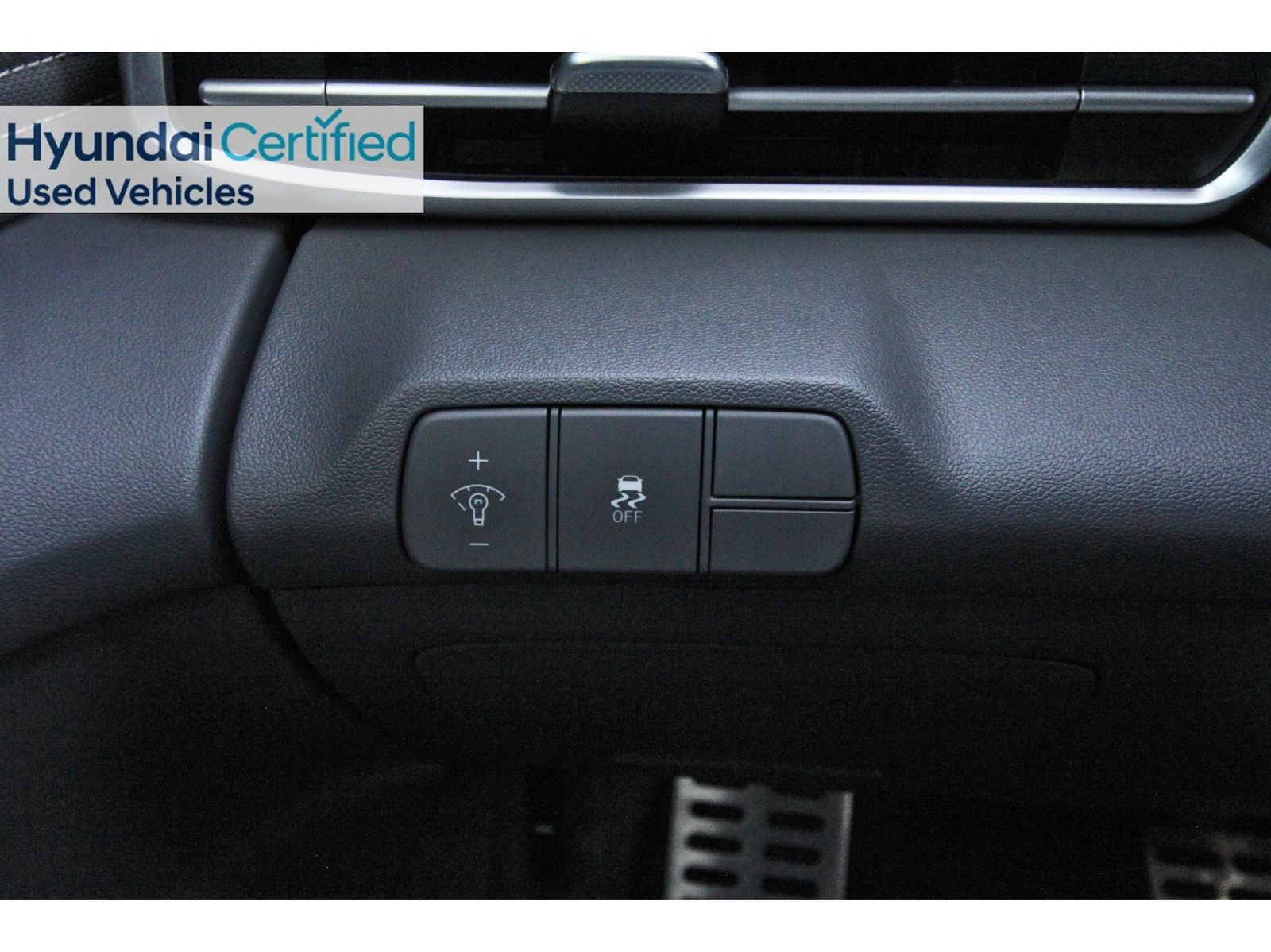 Certified 2025 Hyundai Elantra Sport FWD image 21
