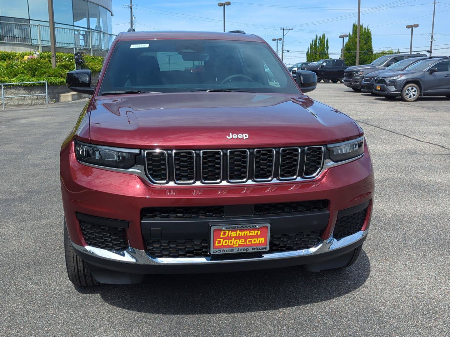New 2026 Jeep Grand Cherokee L 4WD image 2