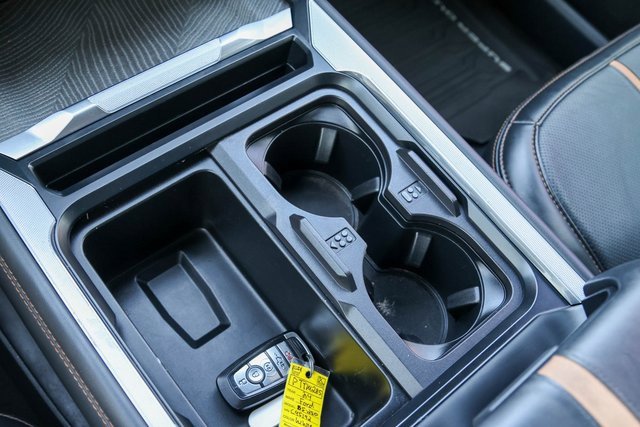 Used 2024 Ford F250 Platinum w/ FX4 Off-Road Package image 29