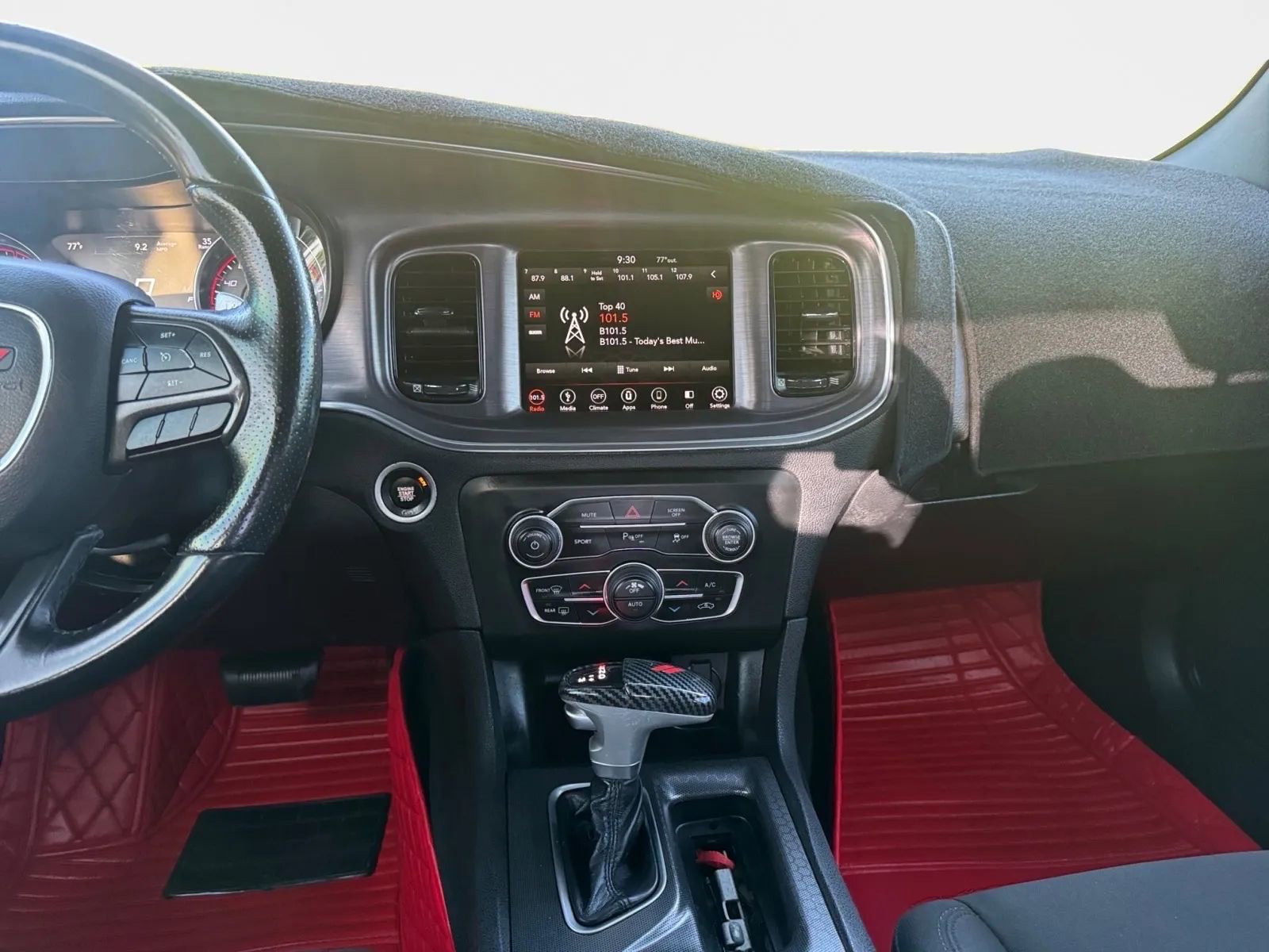 Used 2019 Dodge Charger R/T RWD image 13