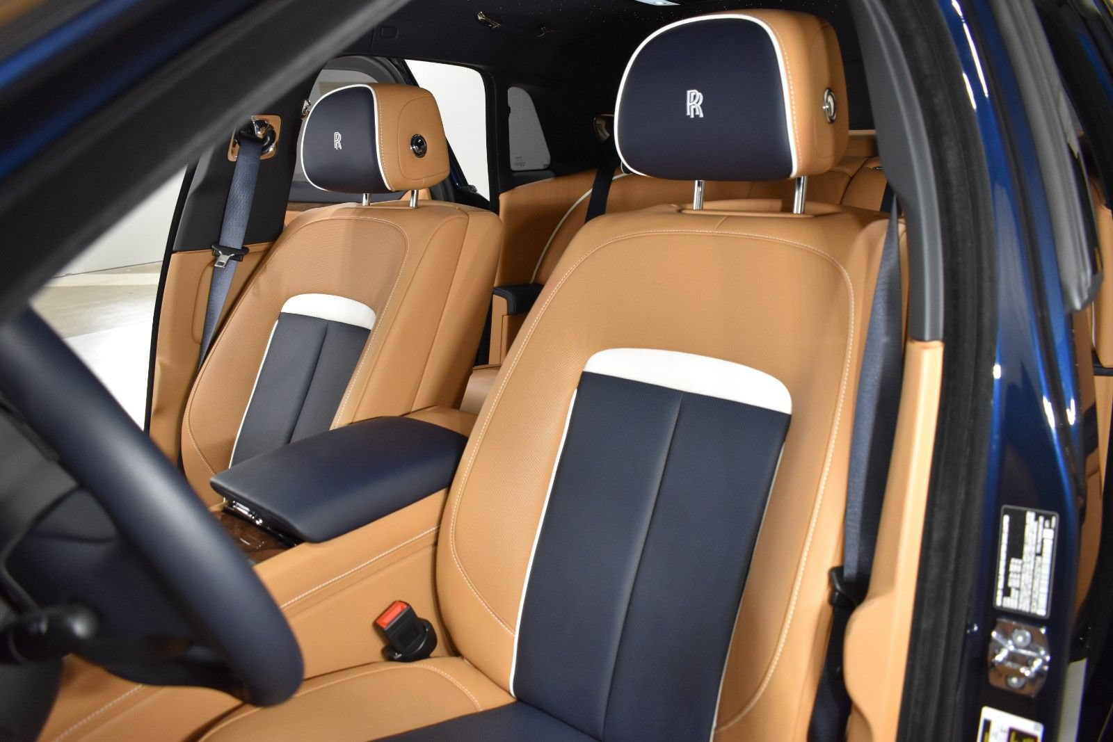 Certified 2025 Rolls-Royce Ghost AWD/4WD image 24