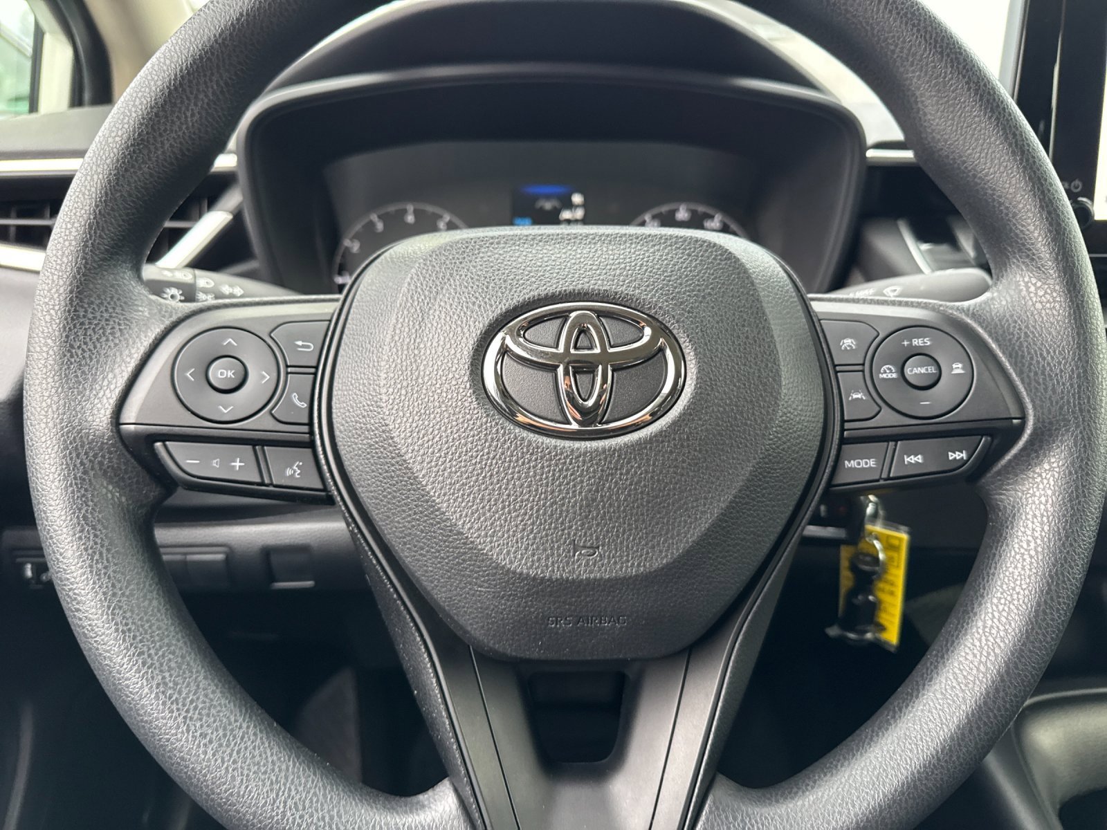 Used 2023 Toyota Corolla LE image 21