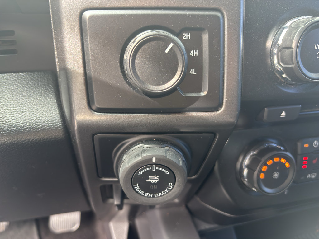 Used 2018 Ford F150 XLT w/ Equipment Group 302A Luxury AWD/4WD image 27