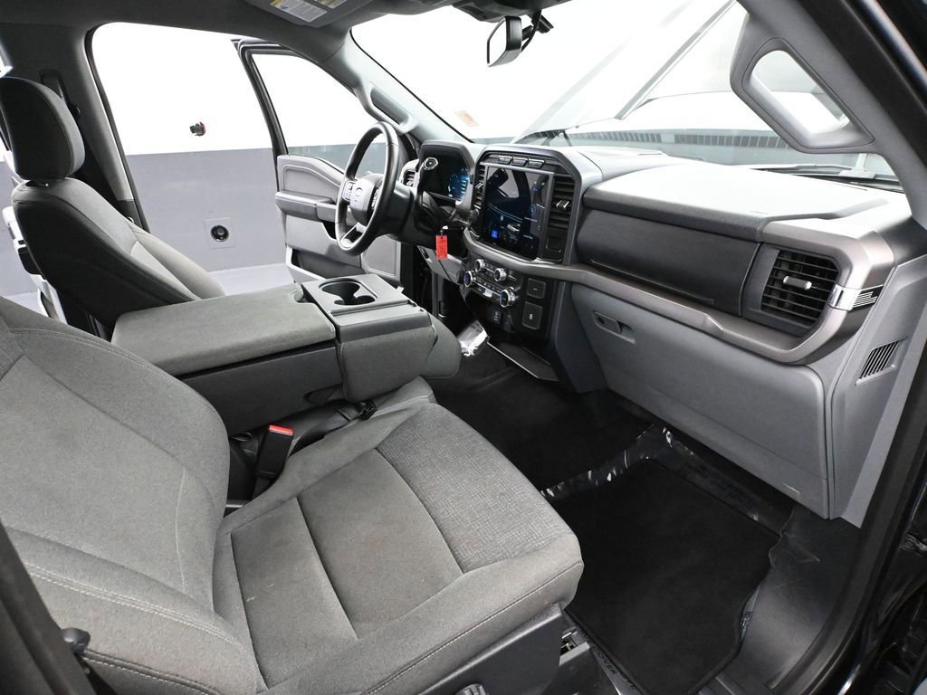Used 2024 Ford F150 XLT image 43
