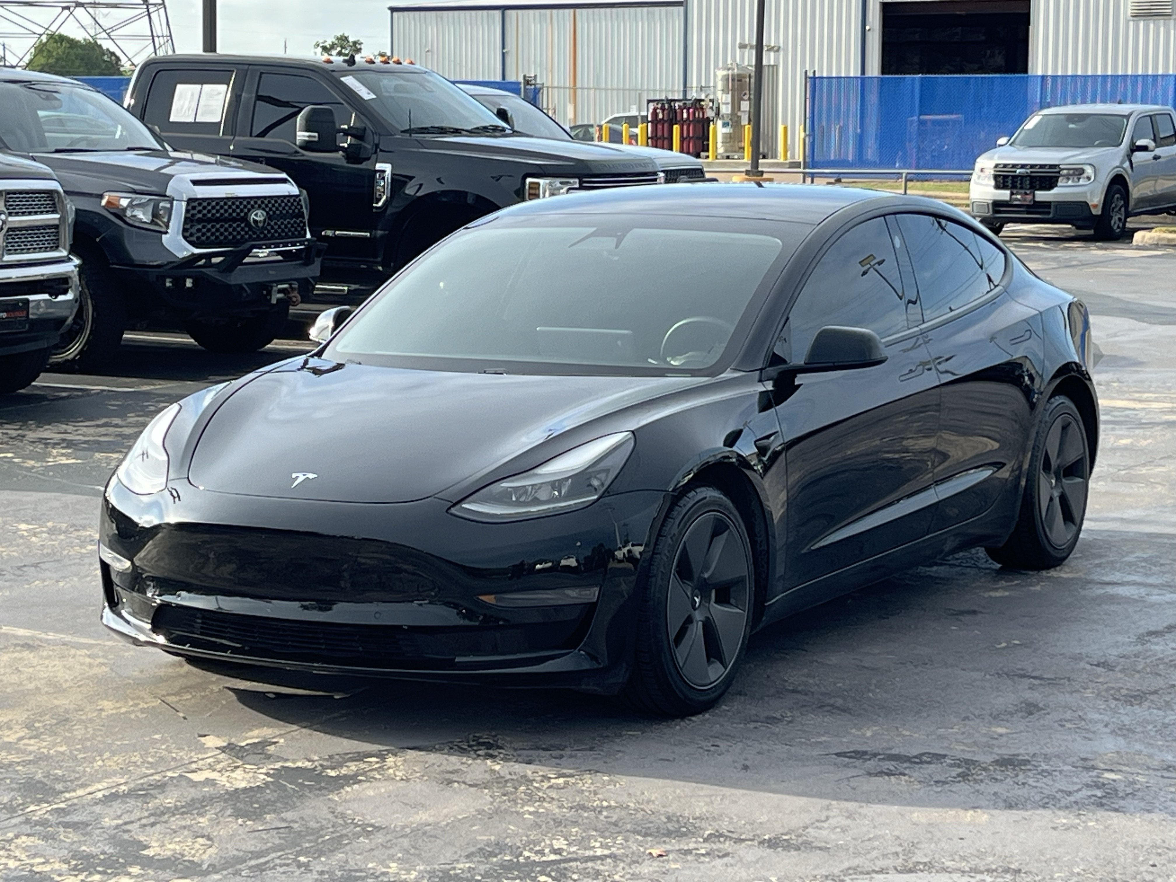Used 2021 Tesla Model 3 Standard Range Plus RWD image 3