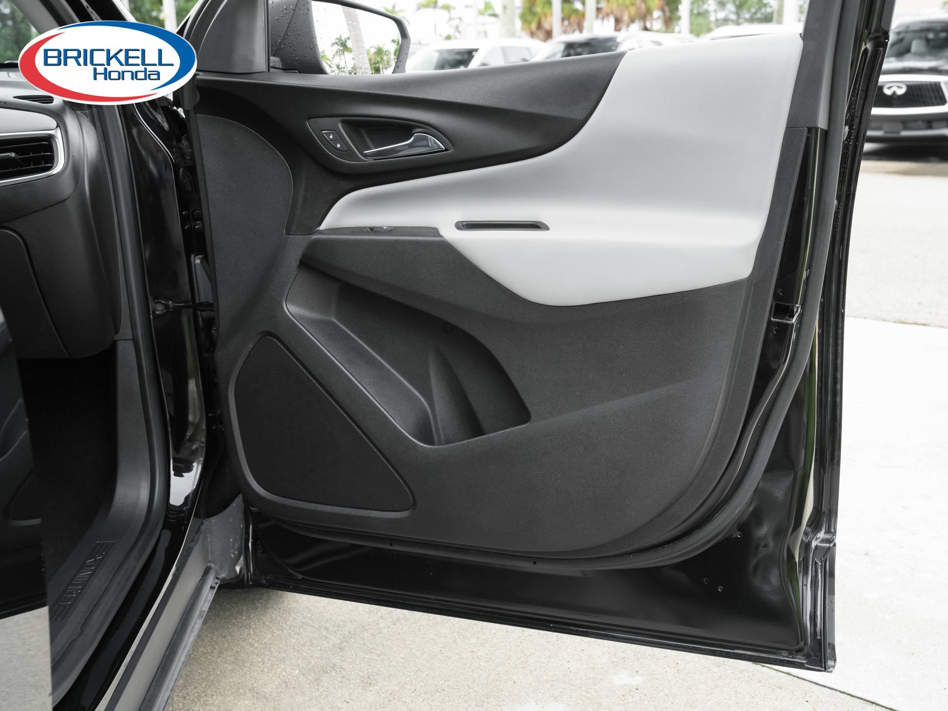 Used 2023 Chevrolet Equinox LS FWD image 36