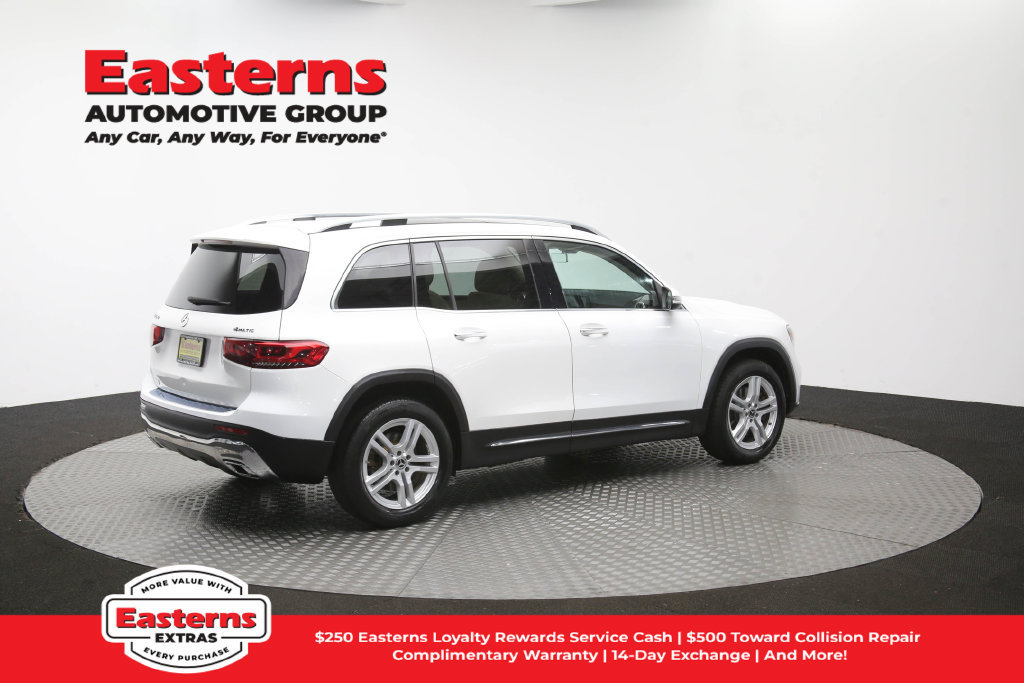 Used 2022 Mercedes-Benz GLB 250 4MATIC w/ Premium Package Lite image 44
