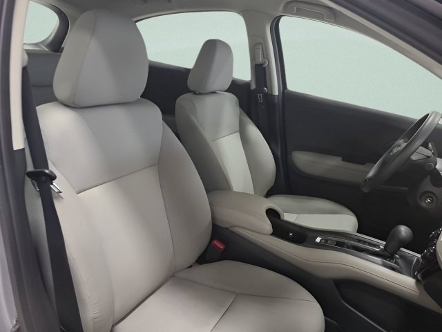 Used 2021 Honda HR-V LX image 12