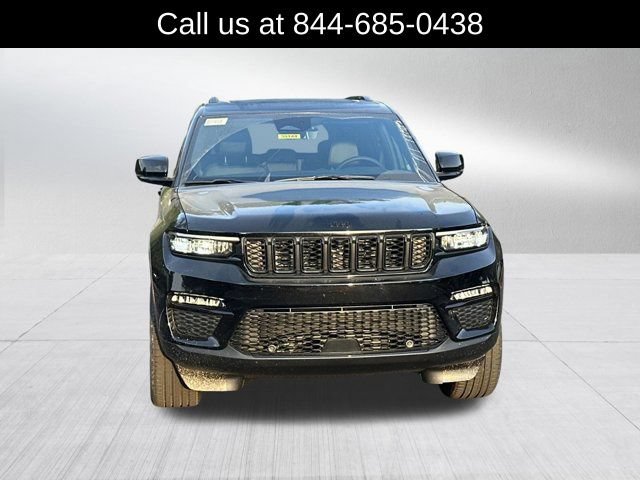 New 2025 Jeep Grand Cherokee Limited w/ Luxury Tech Group II AWD/4WD video 2