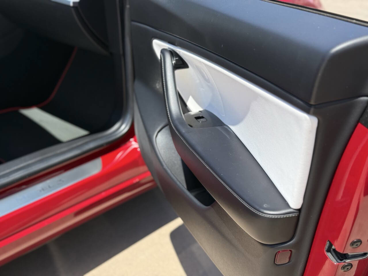 Used 2019 Tesla Model 3 Long Range AWD/4WD image 6