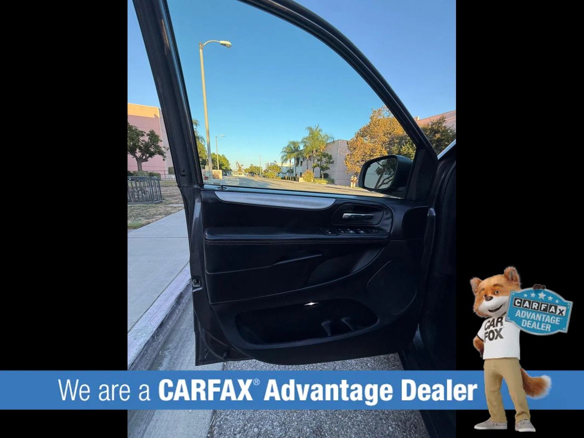 Used 2018 Dodge Grand Caravan GT FWD image 52
