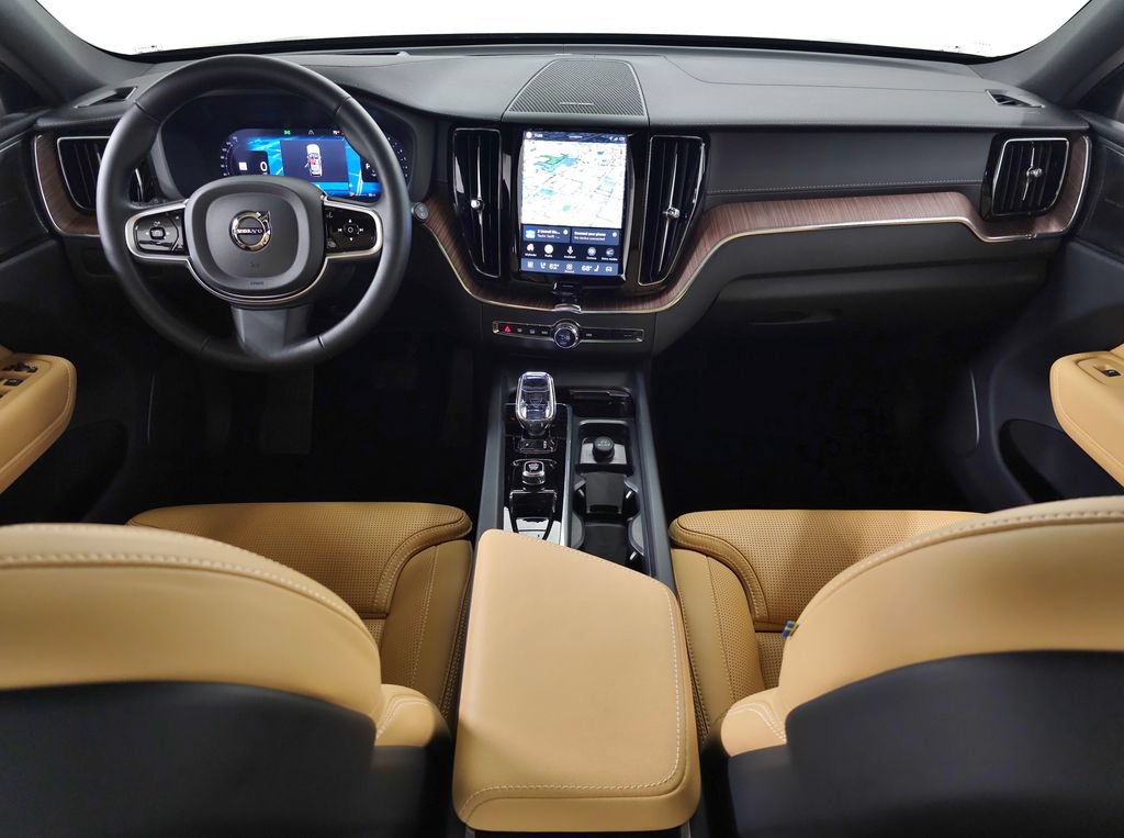 Used 2025 Volvo XC60 B5 Ultra w/ Protection Package Premier AWD/4WD image 12
