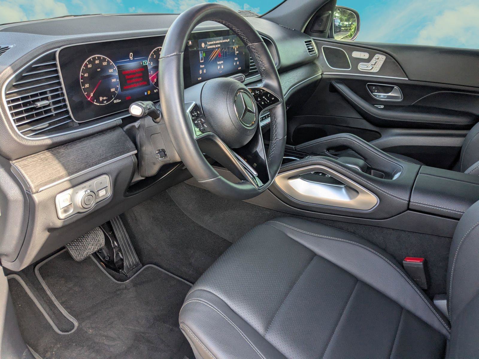 Used 2025 Mercedes-Benz GLE 350 4MATIC image 6